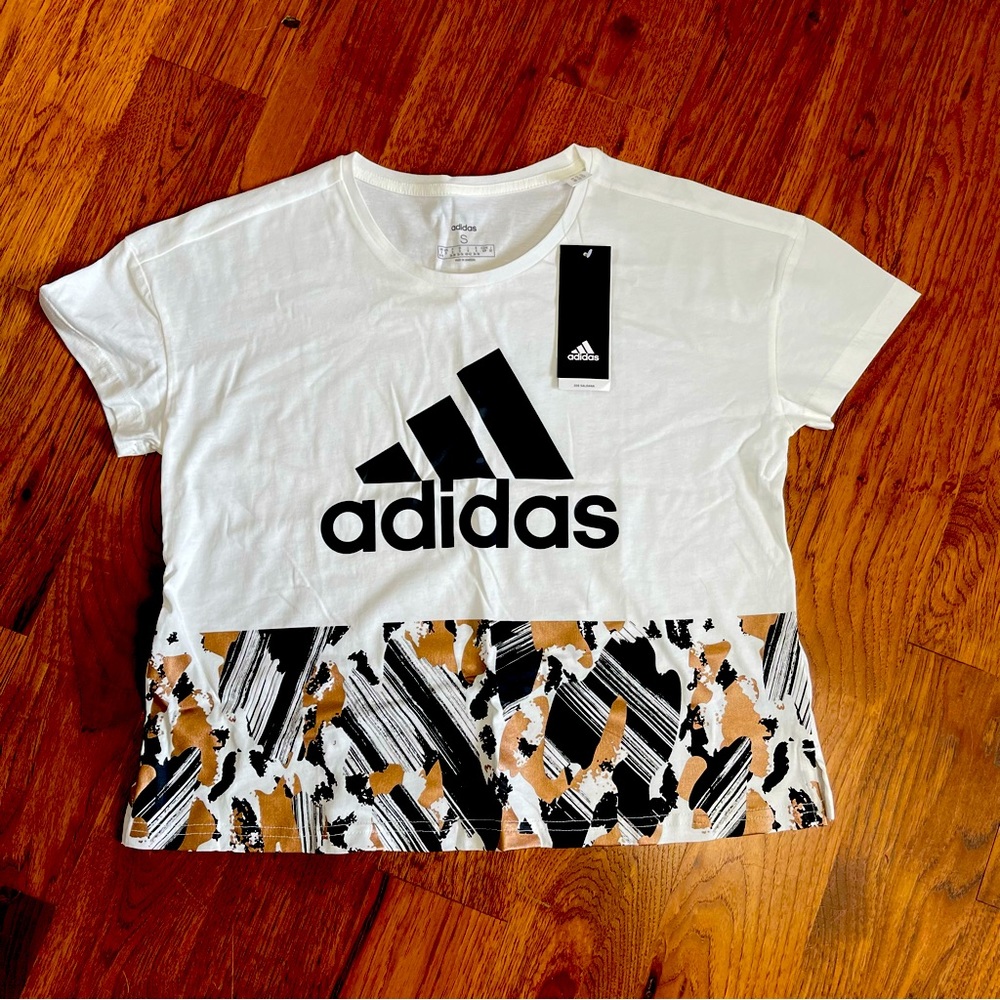 Adidas T-shirt